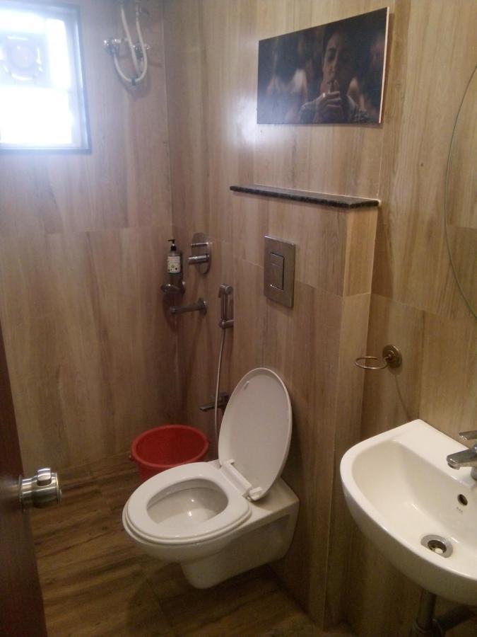 Restr Inn Нагпур Экстерьер фото